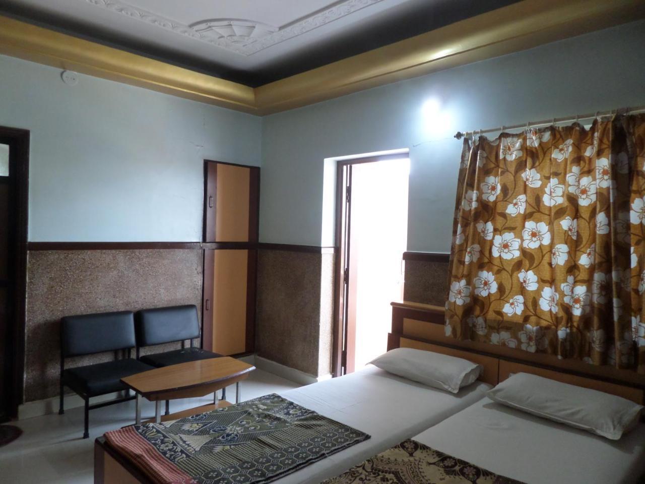 Hotel Padma Nashik Luaran gambar