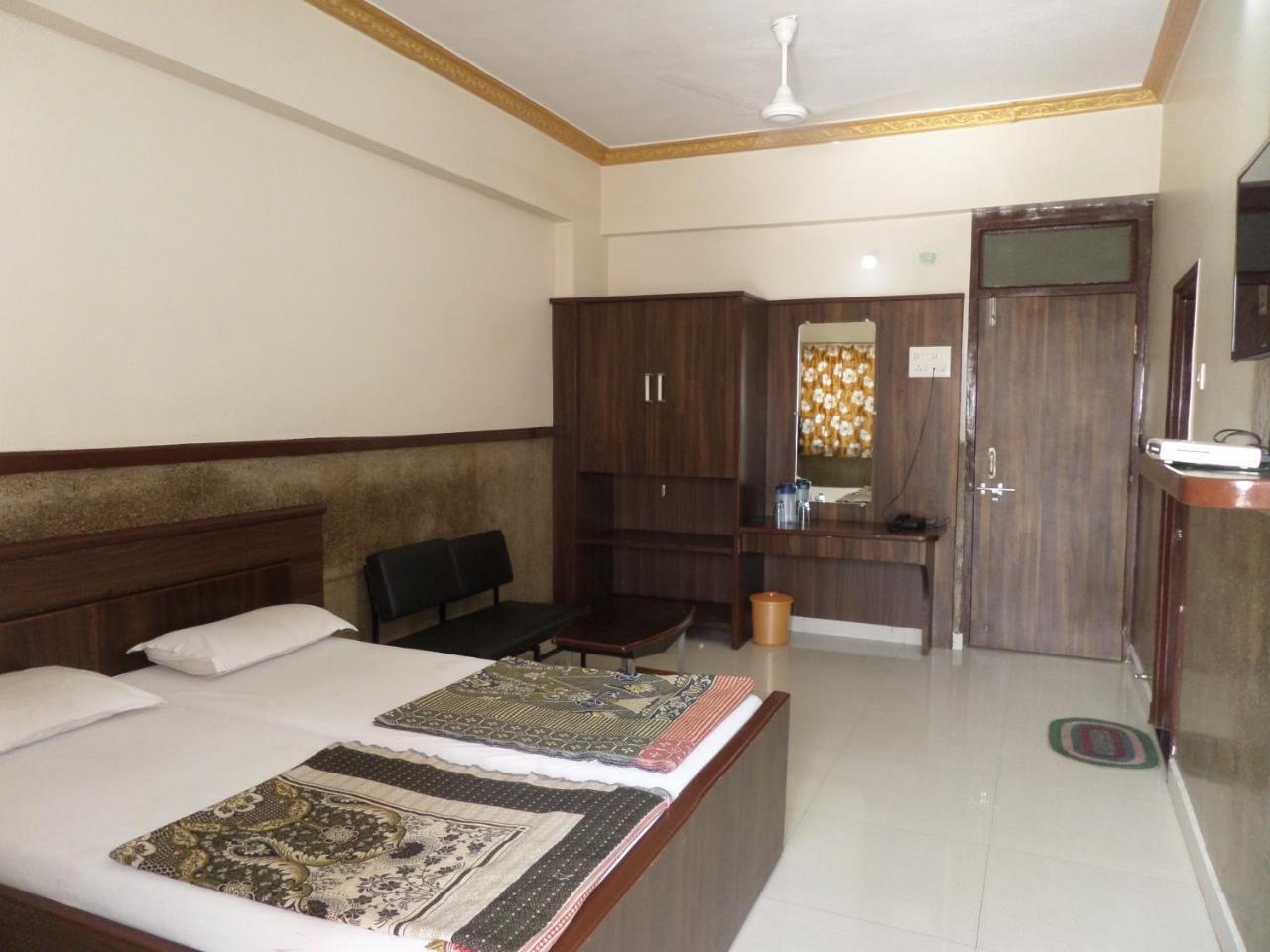 Hotel Padma Nashik Luaran gambar